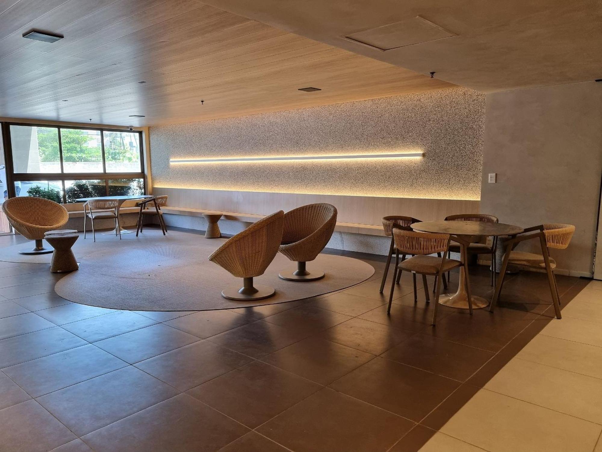 Apartamento Flat Frente Mar C Limpeza Diaria | R608 *